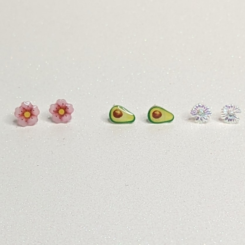 Bundle of 3 925 Sterling Silver Stud Earrings Flowers and Avocado